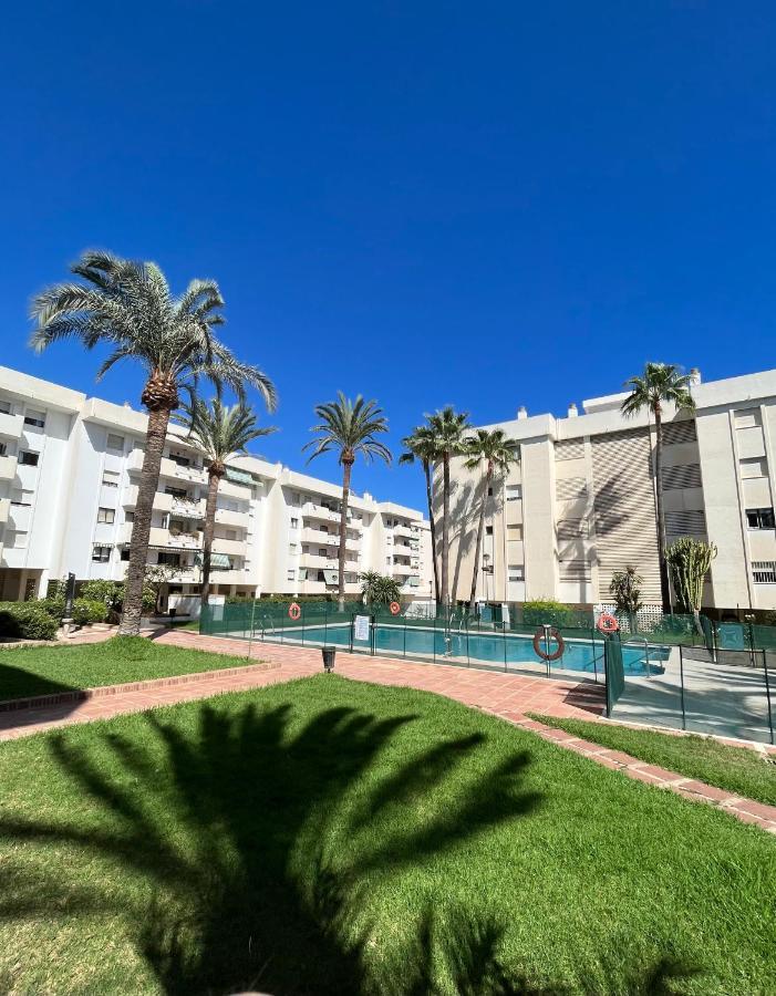 La Carihuela Lux Apartment Torremolinos Exterior photo